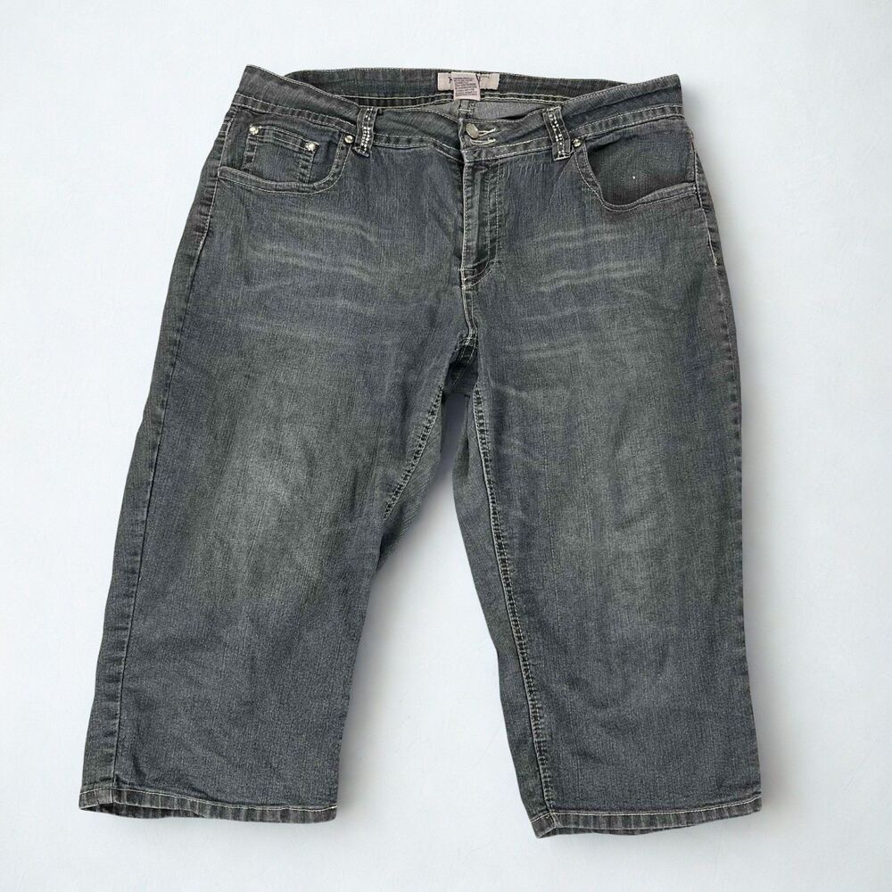 Karen Jeans Women 18 Capri Cropped Rhinestone Pockets Mid Rise Blue Denim